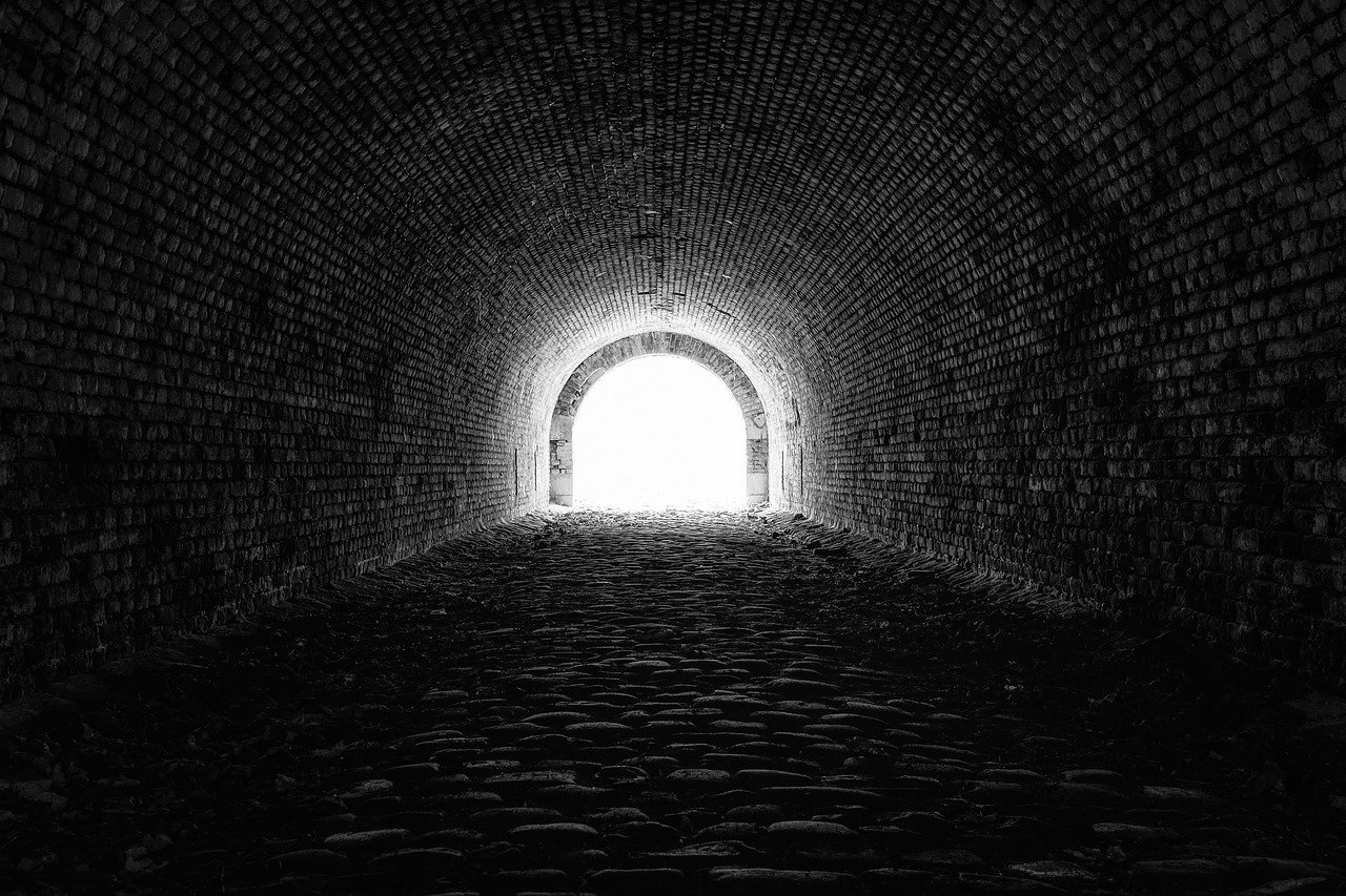 tunnel-3915169_1280